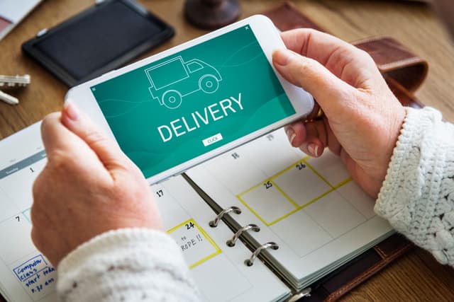 Instant Order Tracking